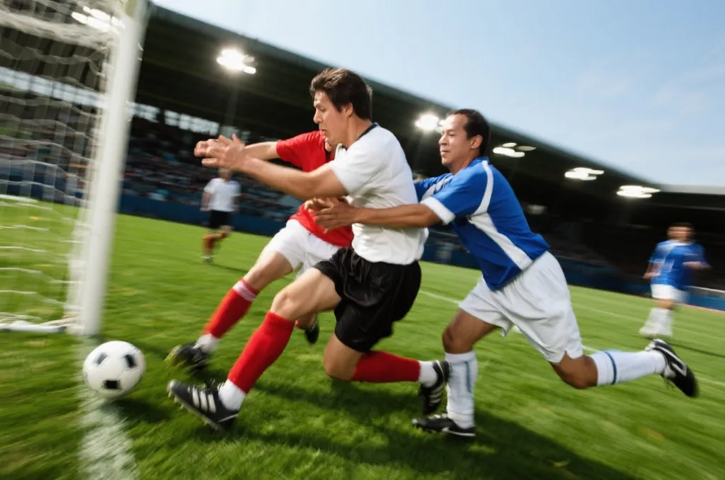 2026世界杯四强预测：传统豪门与新兴黑马的战术较量与故事解读